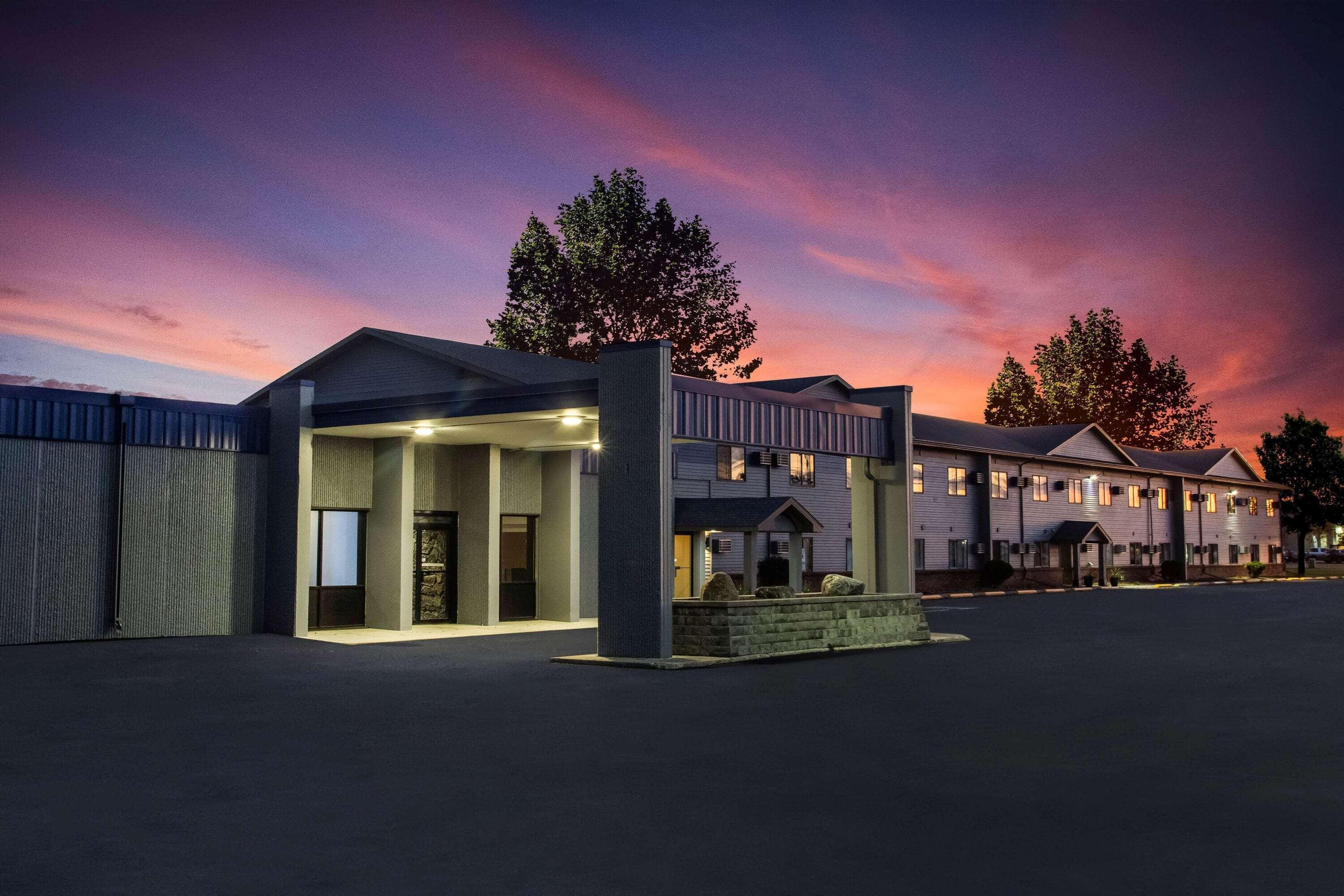 Travelodge By Wyndham Wahpeton Exteriér fotografie
