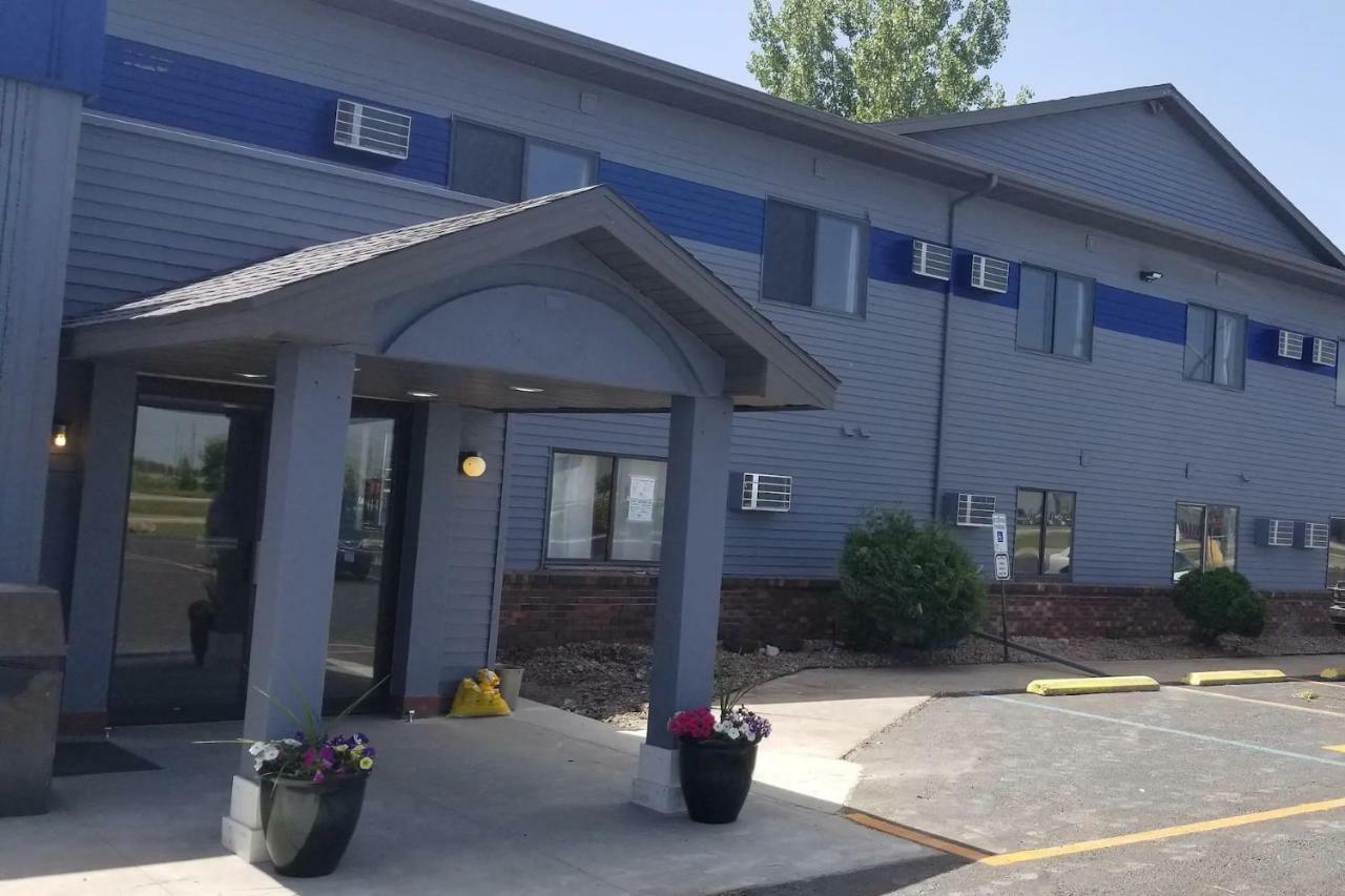 Travelodge By Wyndham Wahpeton Exteriér fotografie